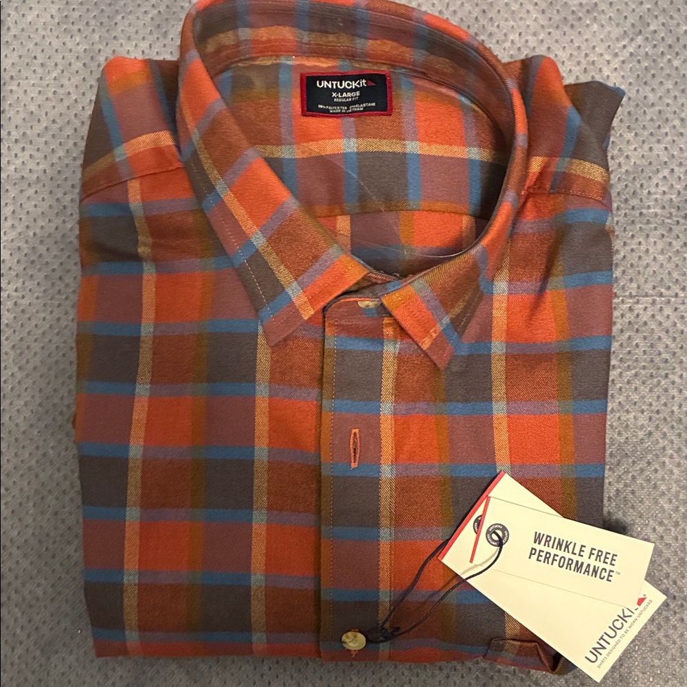 UNTUCKit Men's Vibrant Plaid Button Down Shirt